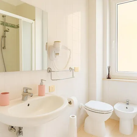 Colosseum Window Apartamento *